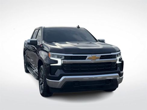 Used 2022 Chevrolet Silverado 1500 LT image 3