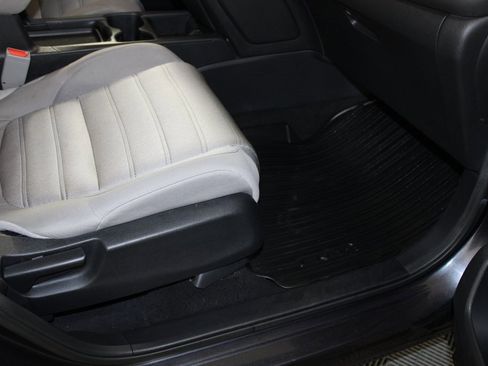 Used 2018 Honda CR-V EX image 10