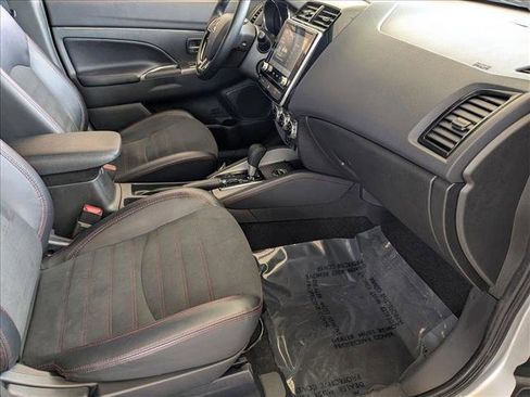 Used 2024 Mitsubishi Outlander Sport AWD image 19