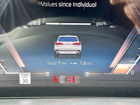 New 2026 BMW X5 sDrive40i w/ Executive Package image 9