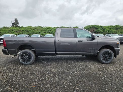 New 2026 RAM 2500 Laramie w/ Night Edition AWD/4WD image 8