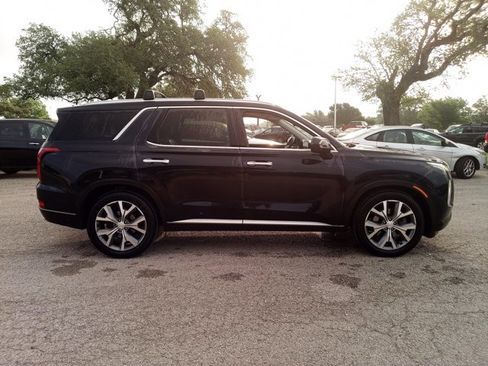 Used 2020 Hyundai Palisade SEL w/ Premium Package FWD image 4