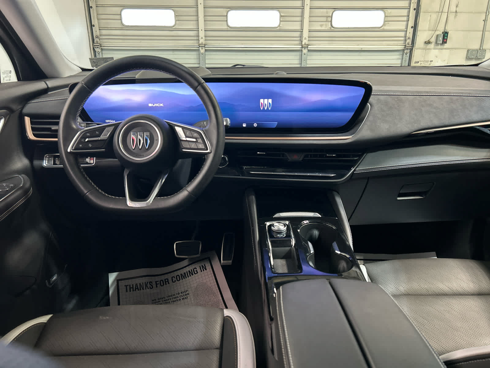 Used 2025 Buick Envision Sport Touring AWD/4WD image 4
