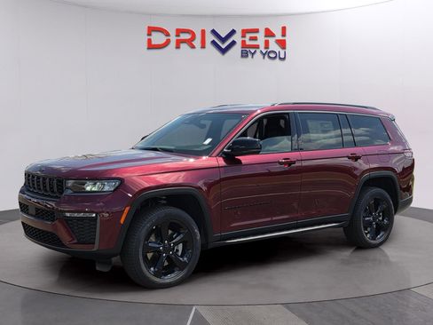 New 2026 Jeep Grand Cherokee L Limited image 1
