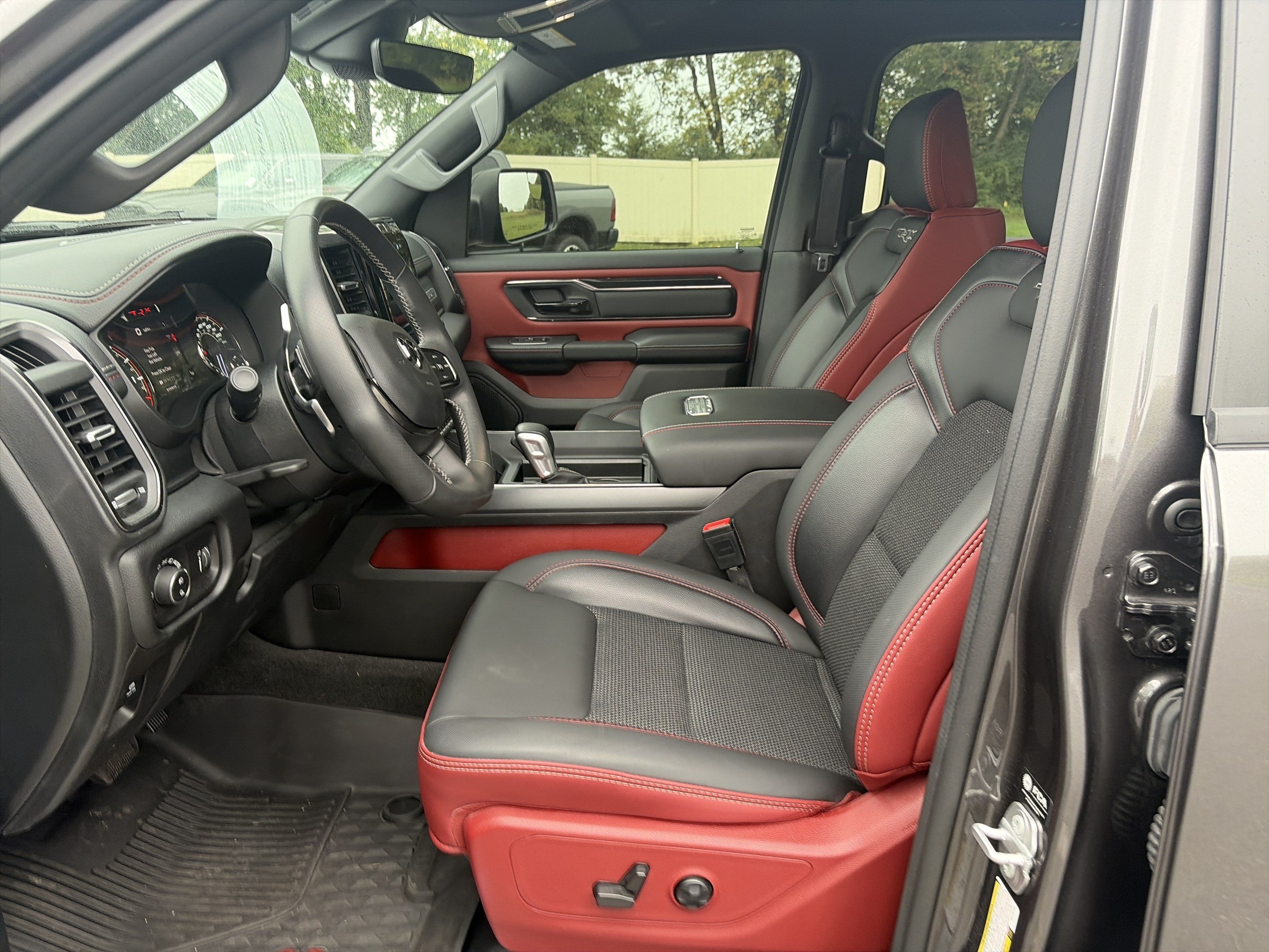 Used 2022 RAM 1500 TRX AWD/4WD image 17