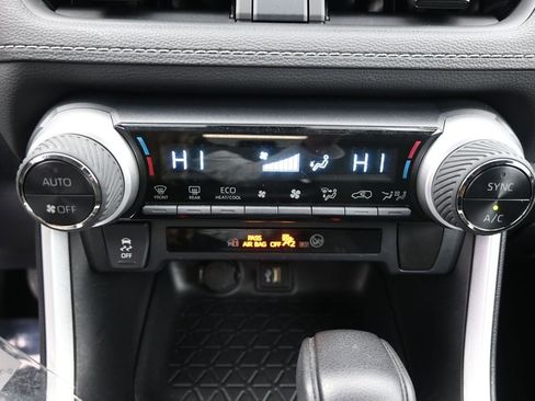 Used 2024 Toyota RAV4 LE image 19