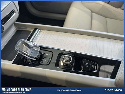 New 2026 Volvo XC60 T8 Ultra w/ Protection Package Premier image 21