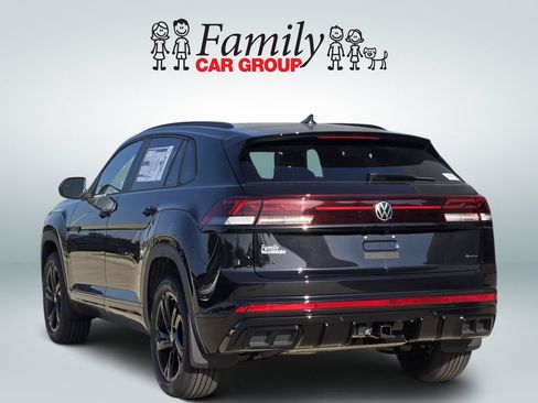 Used 2026 Volkswagen Atlas Cross Sport SEL R-Line AWD/4WD image 3
