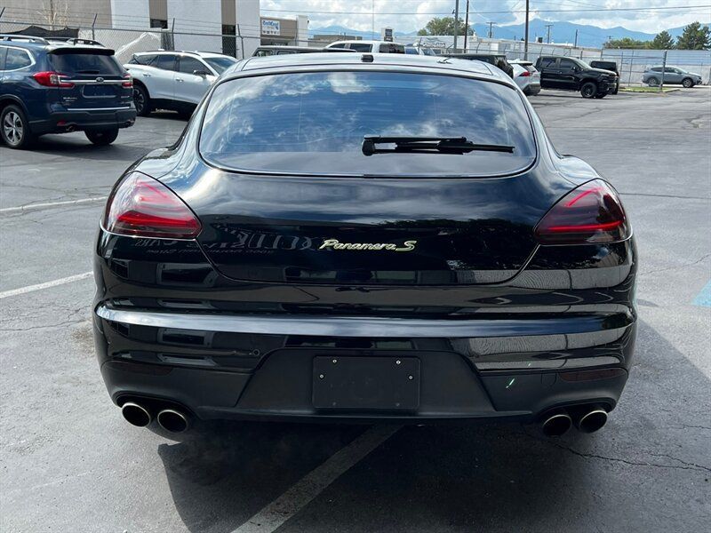Used 2014 Porsche Panamera S RWD image 6