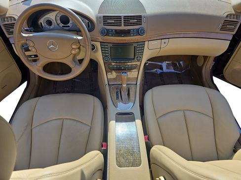 Used 2008 Mercedes-Benz E 350 Sedan image 9