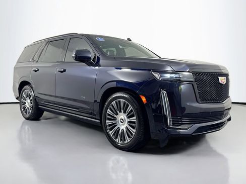 Used 2021 Cadillac Escalade Sport Platinum image 3