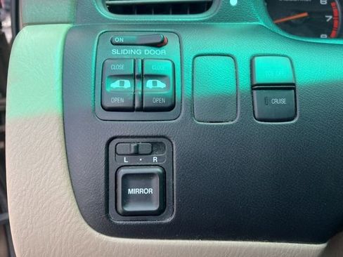 Used 2004 Honda Odyssey EX image 10