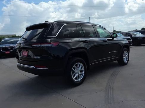 New 2026 Jeep Grand Cherokee Laredo X AWD/4WD image 8
