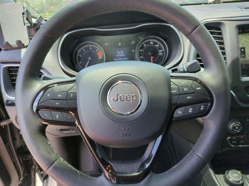 Used 2023 Jeep Cherokee Altitude Lux AWD/4WD image 27