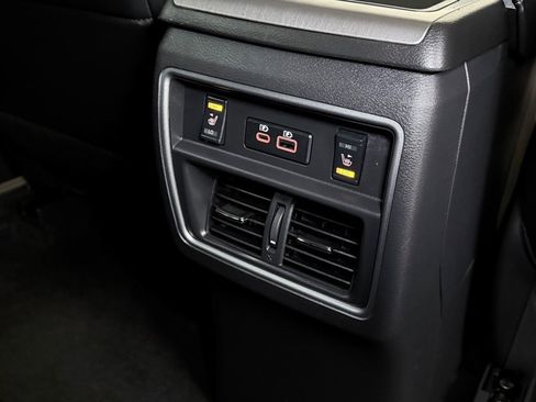 Used 2024 Nissan Murano SL image 17