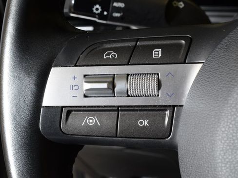 Used 2025 Hyundai Kona SEL AWD/4WD image 19