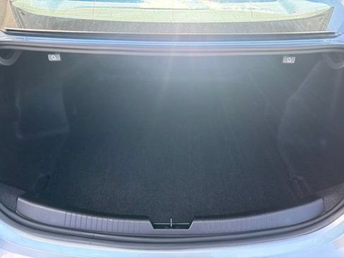 Used 2025 Chevrolet Malibu LT FWD image 11
