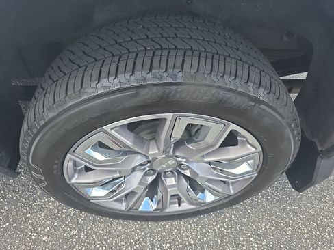 Used 2023 GMC Sierra 1500 Denali AWD/4WD image 34