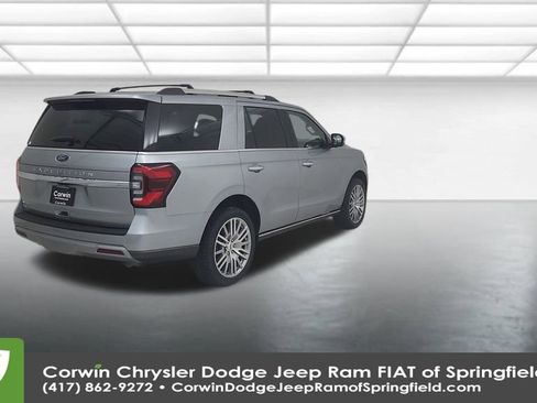 Used 2024 Ford Expedition Limited image 14