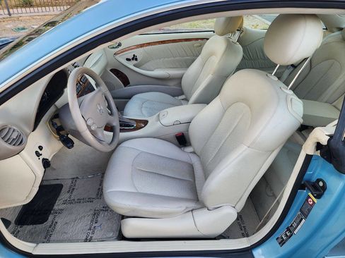 Used 2004 Mercedes-Benz CLK 320 Coupe image 13