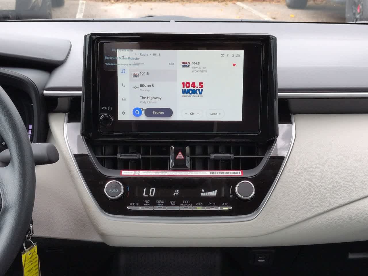 New 2027 Toyota Corolla LE FWD image 17