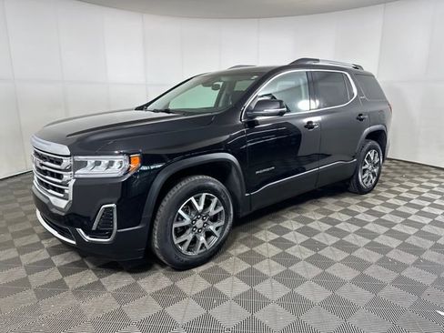 Used 2023 GMC Acadia SLE w/ Driver Convenience Package image 7