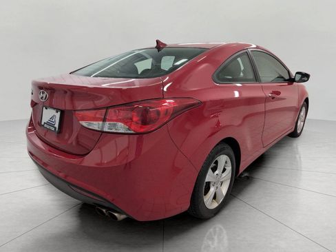 Used 2013 Hyundai Elantra FWD image 18