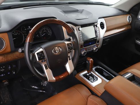 Used 2021 Toyota Tundra Platinum image 19