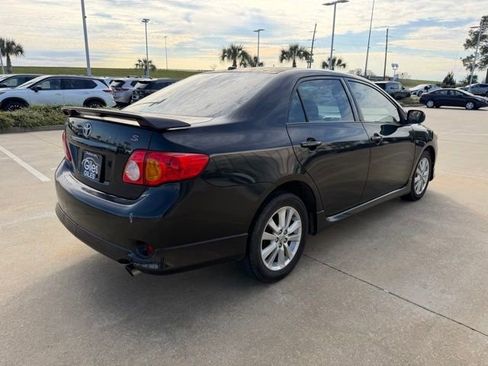 Used 2010 Toyota Corolla image 5