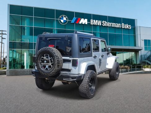 Used 2012 Jeep Wrangler Unlimited Sport AWD/4WD image 4