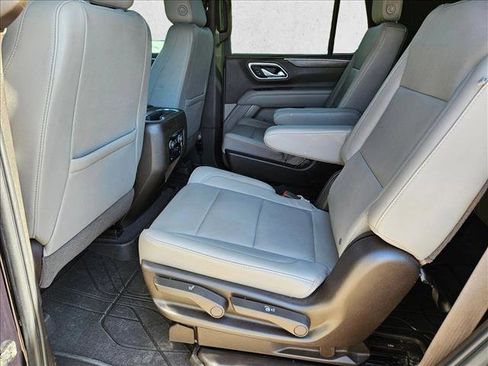 Used 2021 Chevrolet Tahoe Z71 image 18