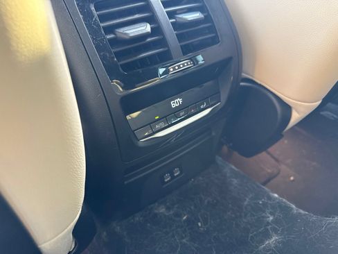 Used 2024 BMW X3 sDrive30i w/ Premium Package RWD image 12