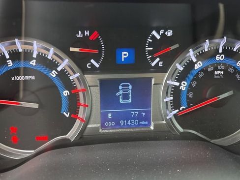 Used 2019 Toyota 4Runner TRD Off-Road Premium image 9