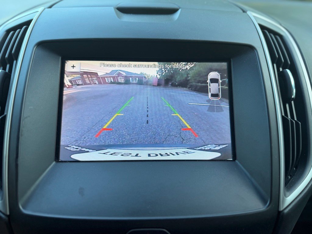 Used 2019 Ford Edge SEL FWD image 25