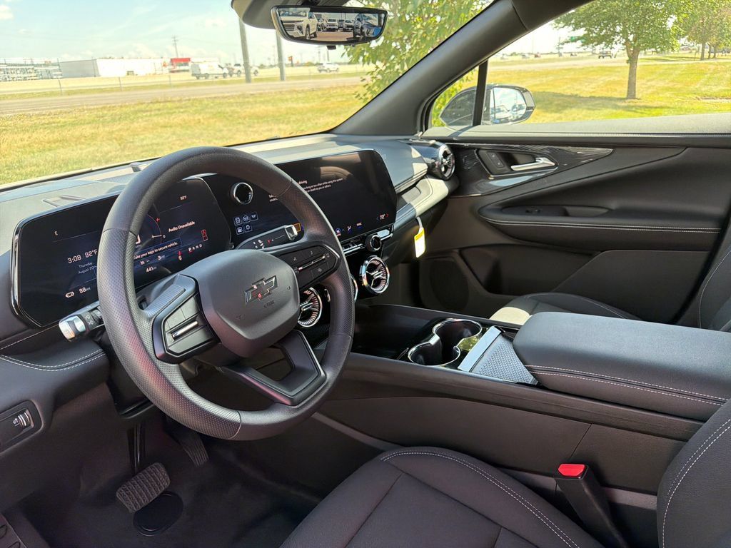 New 2025 Chevrolet Blazer EV AWD Police w/ Special Service Package image 13