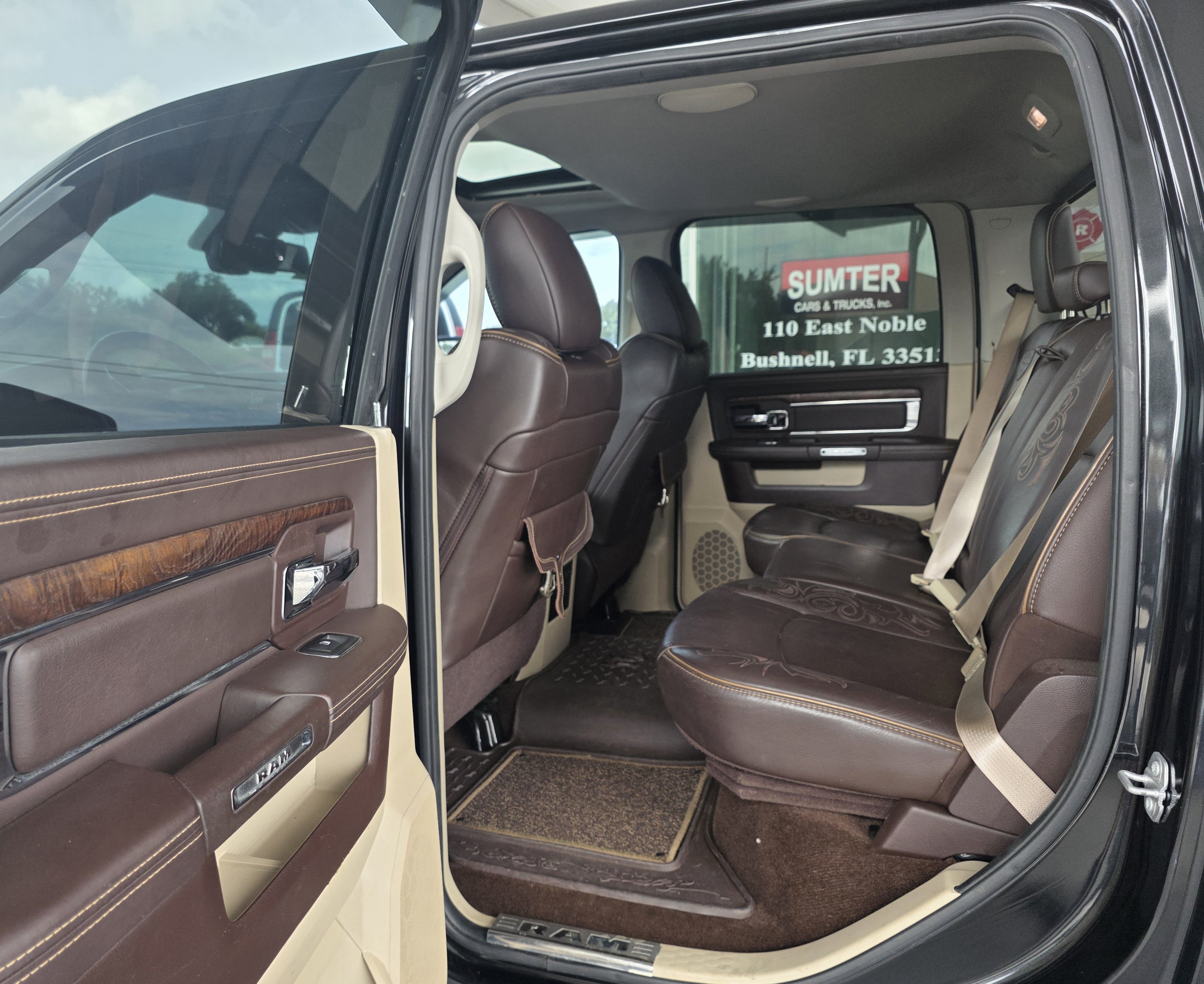 Used 2016 RAM 1500 Laramie Longhorn w/ Convenience Group AWD/4WD image 38
