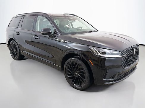 Used 2025 Lincoln Aviator Reserve w/ Jet Appearance Package image 42