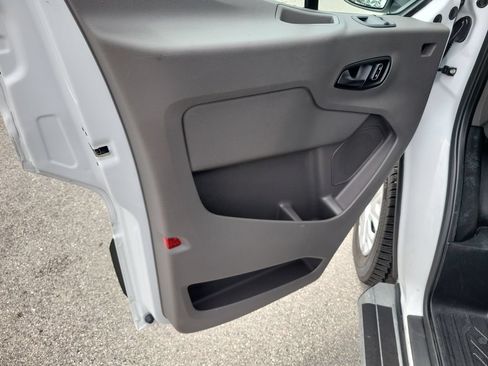 Used 2025 Ford Transit 250 Low Roof w/ Exterior Upgrade Package RWD image 19