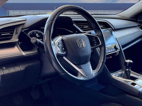 Used 2018 Honda Civic EX-T image 4