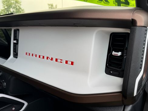 Used 2023 Ford Bronco Heritage Edition image 51