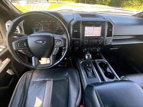 Used 2017 Ford F150 XLT w/ Equipment Group 302A Luxury AWD/4WD image 15
