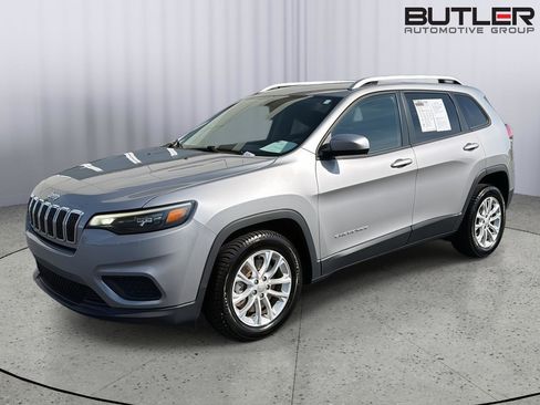 Used 2020 Jeep Cherokee Latitude FWD image 2