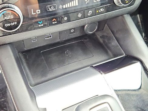 Used 2022 Mitsubishi Outlander SEL image 26