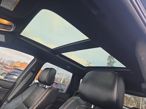 Used 2015 Jeep Grand Cherokee Overland image 10