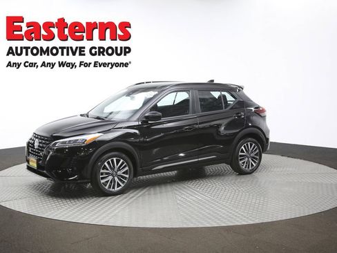 Used 2024 Nissan Kicks SR image 56
