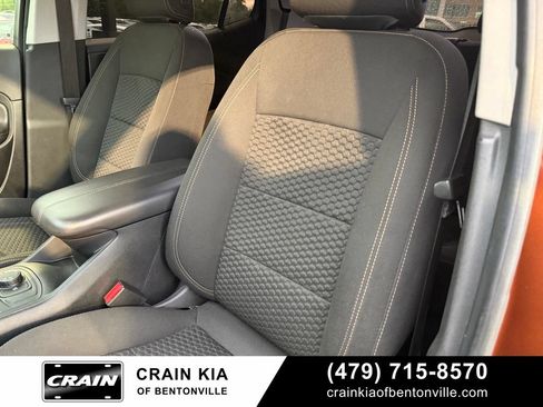 Used 2019 GMC Terrain SLE FWD image 23