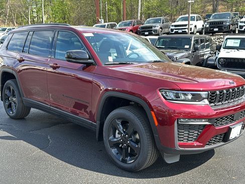 New 2026 Jeep Grand Cherokee L Limited AWD/4WD image 10
