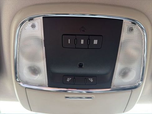 Used 2012 Jeep Grand Cherokee Laredo w/ Laredo E Group image 26