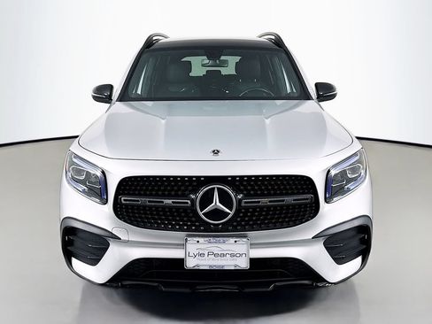 Used 2023 Mercedes-Benz GLB 250 4MATIC image 6