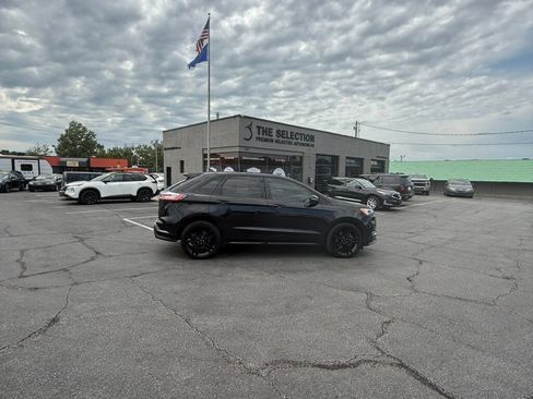 Used 2019 Ford Edge ST w/ Equipment Group 401A AWD/4WD image 19